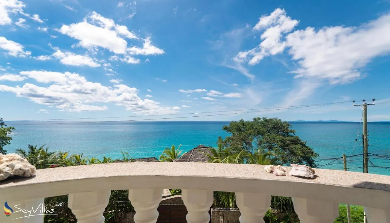 Epea Ocean View Apartment Tortoise Machabee Seychellen