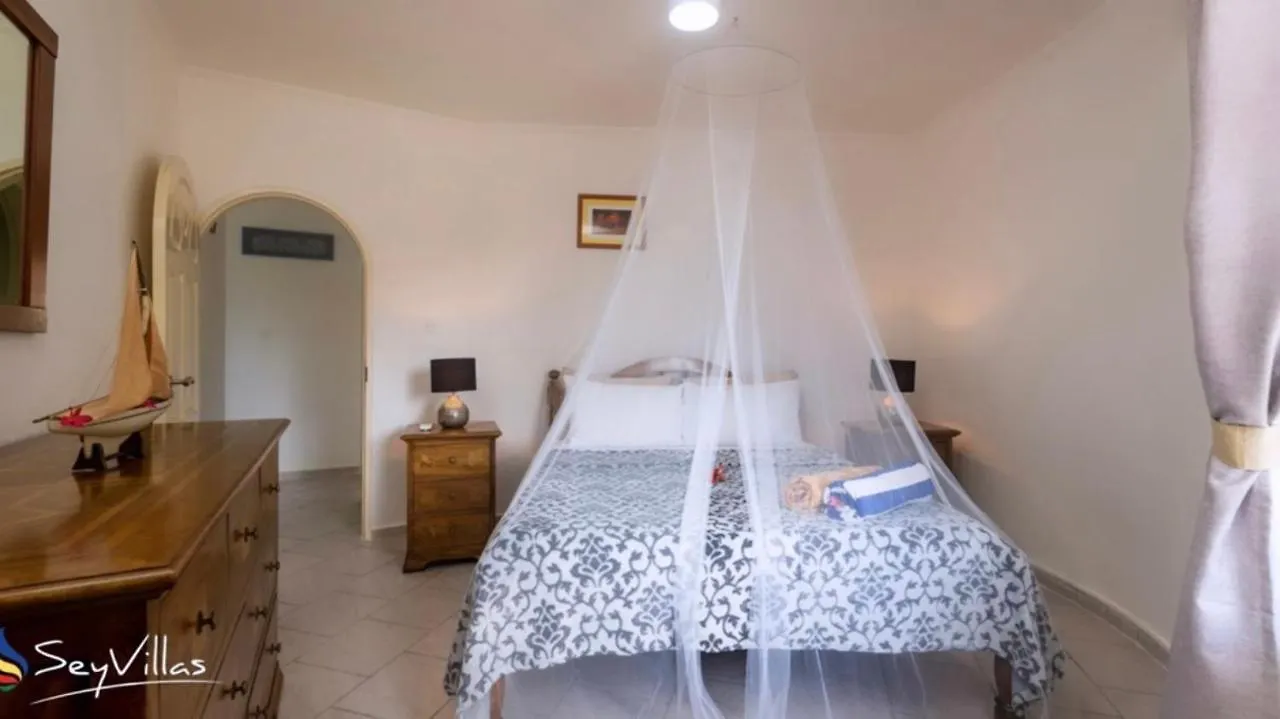 Epea Ocean View Apartment Tortoise Machabee Seychellen