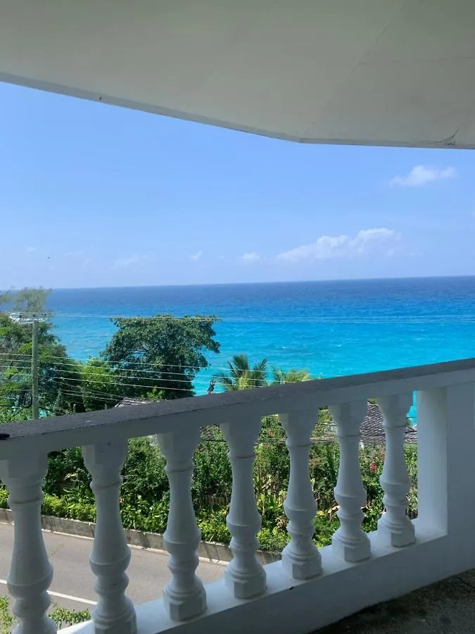 Epea Ocean View Apartment Tortoise Machabee